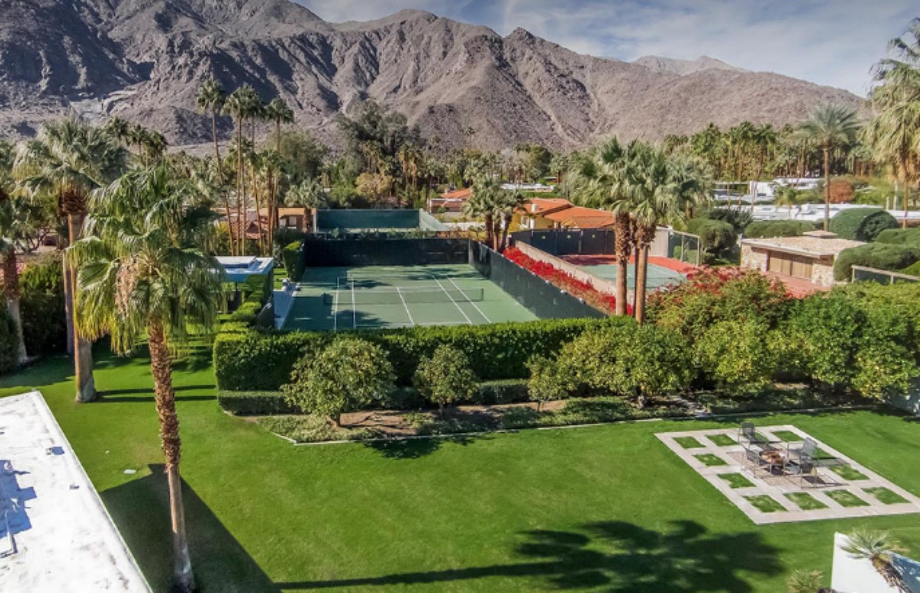 Leonardo DiCaprio's Palm Springs paradise: $3,750 (£3.2k) per night
